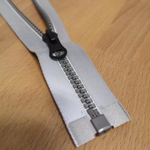 1 reflektierender Jackenreißverschluss (teilbar) – Größenauswahl