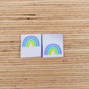 Zwei Weblabel zum Einnähen – Tigerlilly EP – Regenbogen